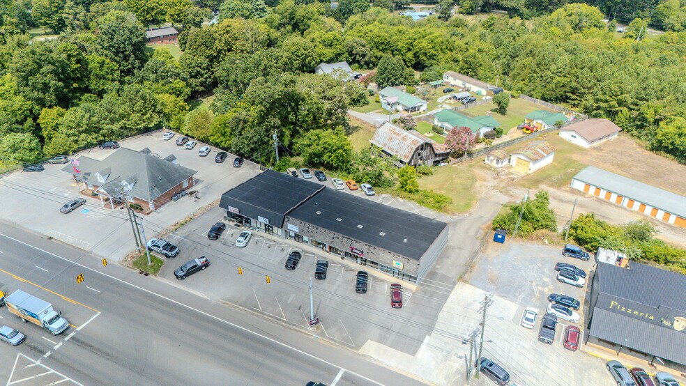 More Photos Of 1002 Us-411, Vonore Freestanding For Sale