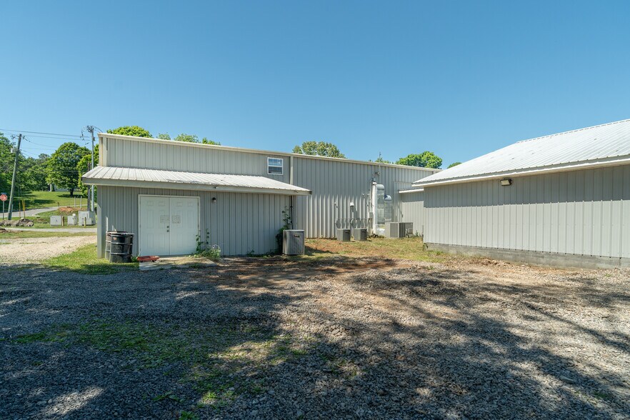More Photos Of 2005 Boyds Creek Hwy, Sevierville Warehouse For Sale