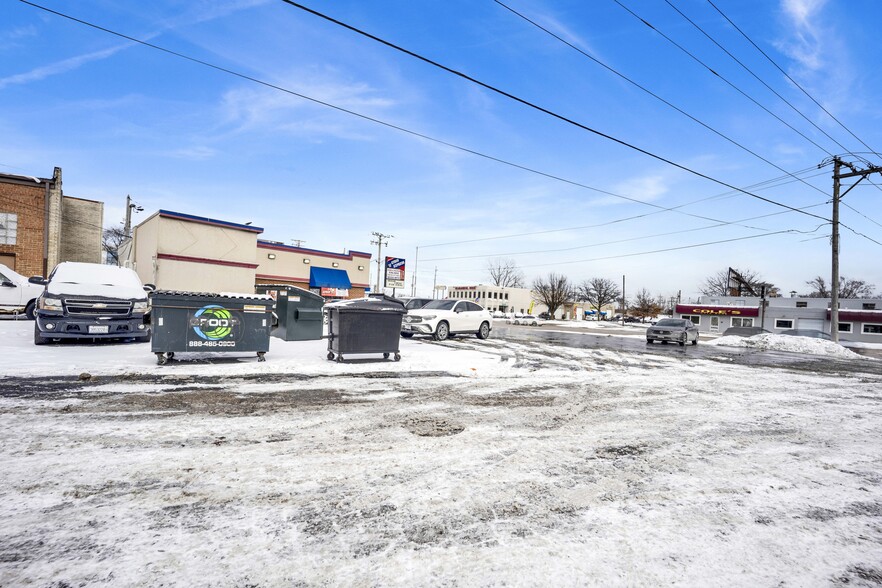 More Photos Of 750 N Addison Rd, Villa Park Restaurant For Sale