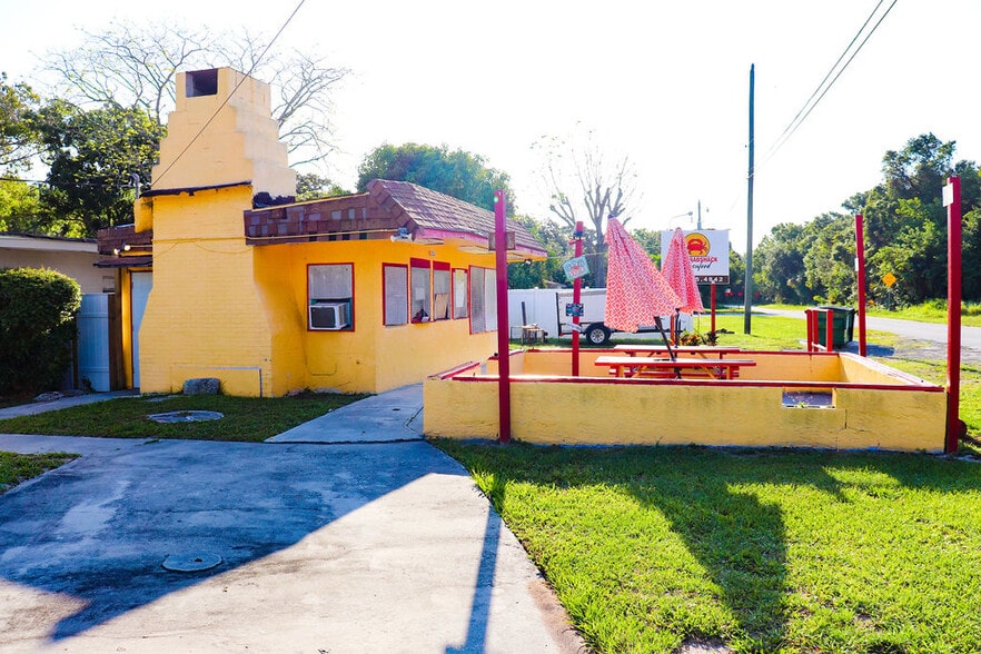 More Photos Of 4410 38th Ave, Vero Beach Multifamily For Sale