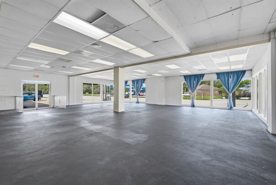 More Photos Of 844 Anastasia Blvd, Saint Augustine Storefront Retail Office For Lease