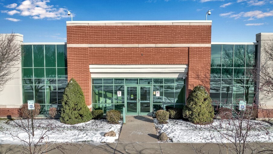 More Photos Of 150 CrossPoint Pky, Amherst Office For Lease