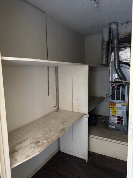 More Photos Of 400 Chisholm Valley Dr, Round Rock Unknown For Lease