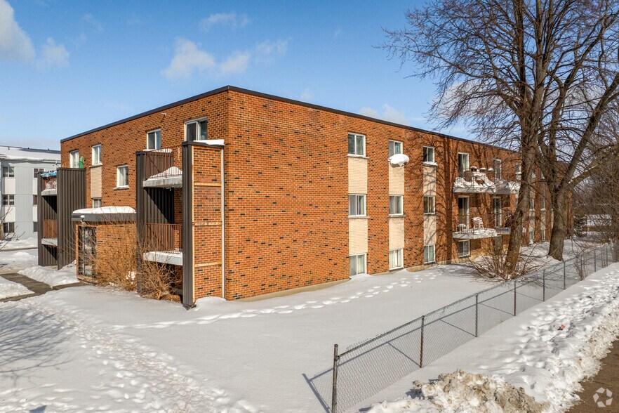 More Photos Of 112 Breckenridge Dr, Kitchener Apartments For Sale