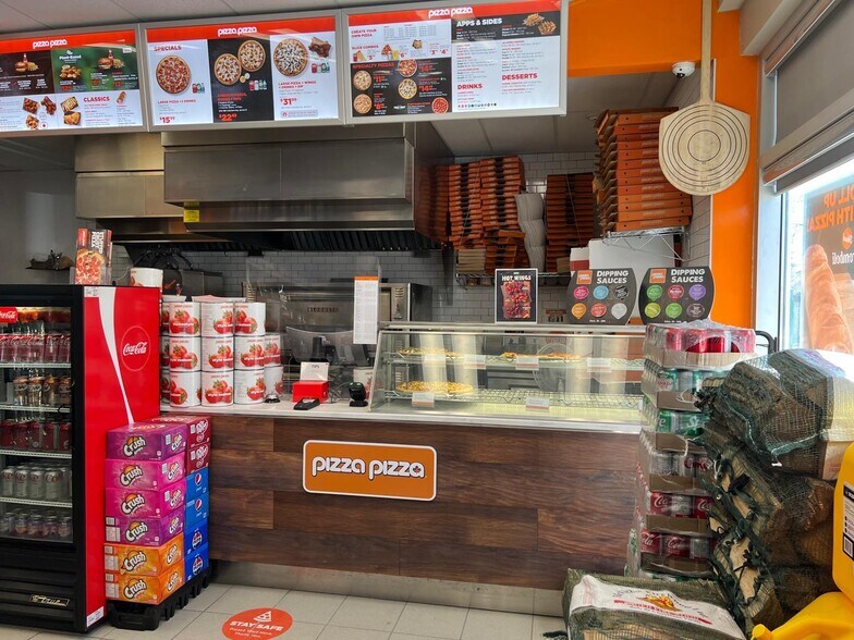 More Photos Of 40 Arthur St W, Thornbury Service Station For Sale