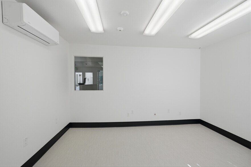 More Photos Of 440 Lower Grass Valley Rd, Nevada City Office For Sale