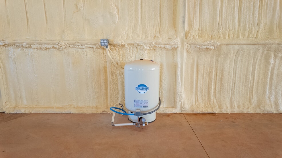 More Photos Of 11770 Black Sand Dr, Edmond Manufacturing For Sale