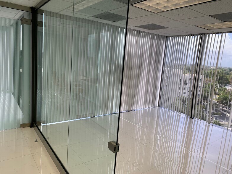 More Photos Of 2665 S Bayshore Dr, Miami Office For Sale