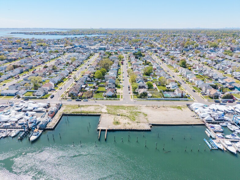 More Photos Of 55 Hudson Ave, Freeport Land For Sale