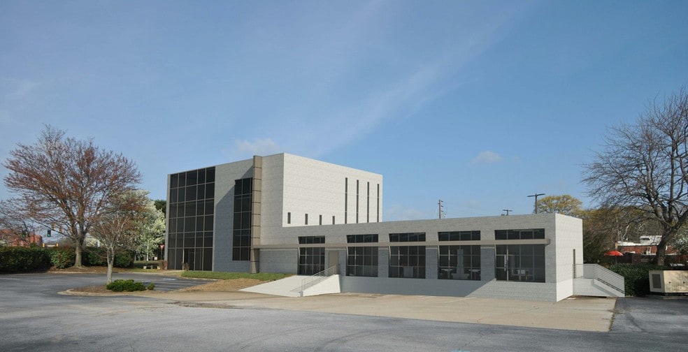 More Photos Of 1 Clay Pl, Atlanta Office For Sale