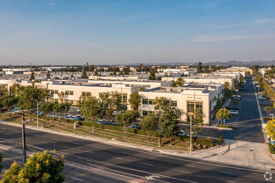 More Photos Of 1195 Warner Ave, Tustin Manufacturing For Lease
