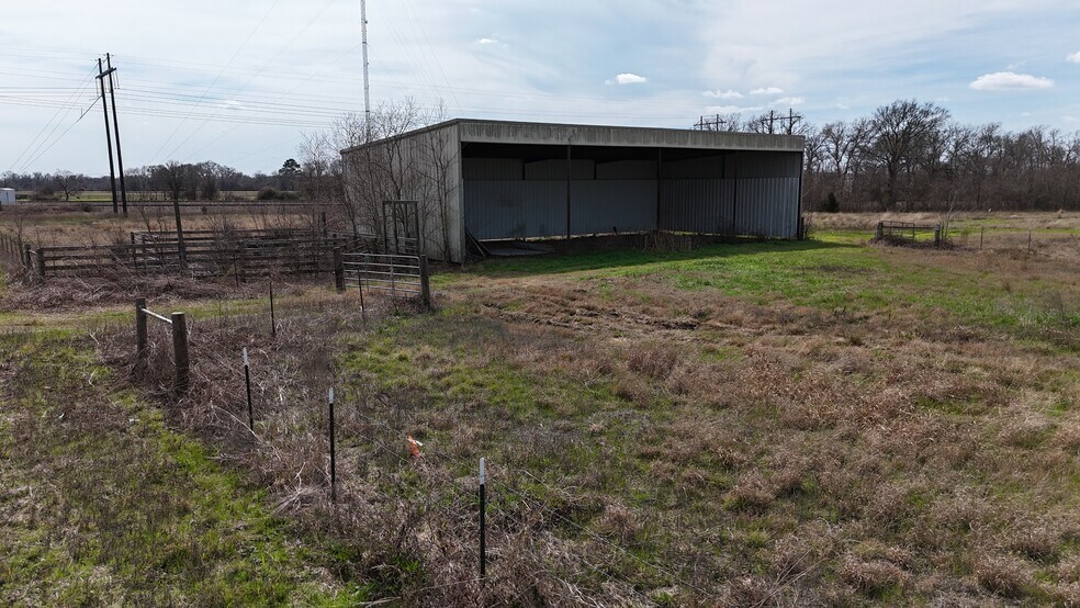 More Photos Of 9300 Country 420 Rd, Navasota Land For Sale
