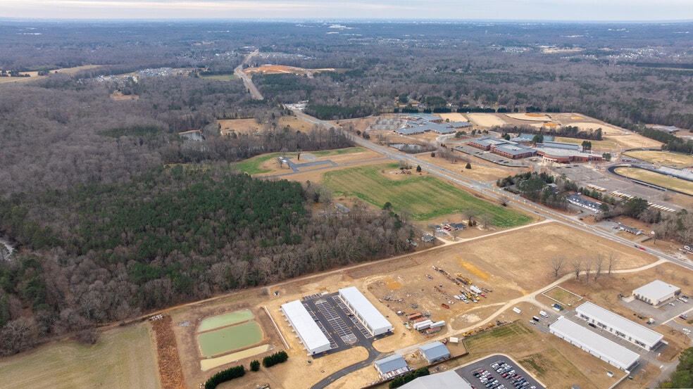 More Photos Of 8145 Pine Ridge Rd, Mechanicsville Flex For Lease