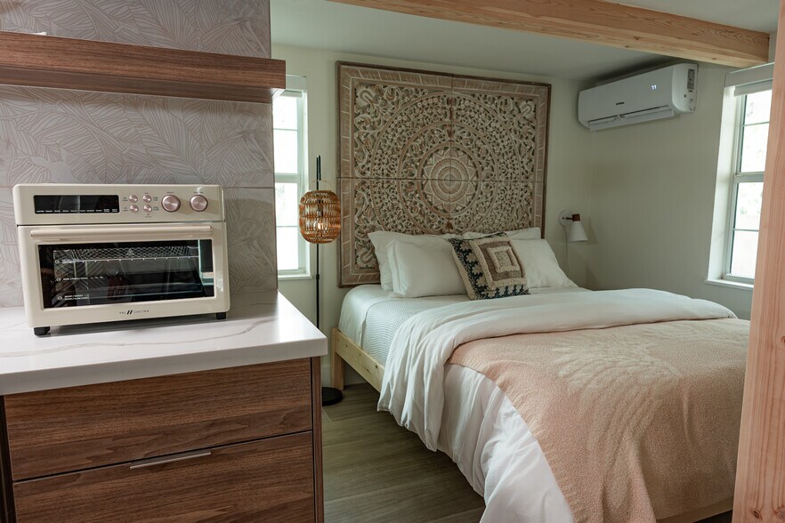 More Photos Of 2502 Tamarind Dr, Hutchinson Island Hotel For Sale