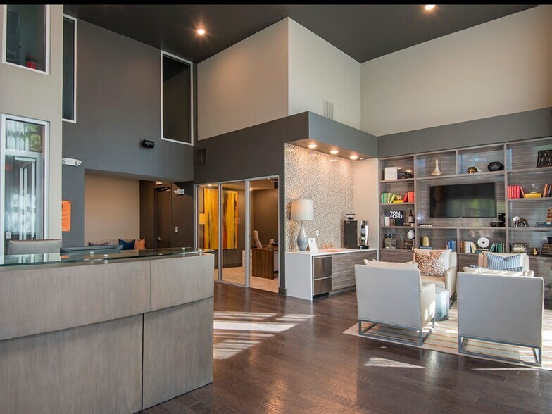 More Photos Of 325 Taylor St, Columbia Apartments For Lease