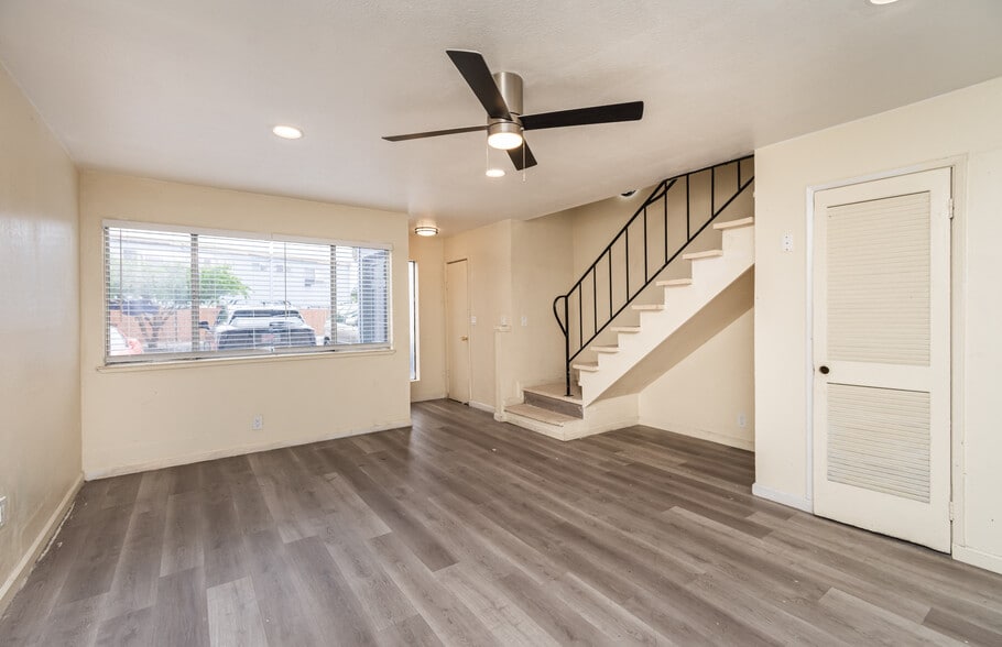 More Photos Of 4304 Manchester Ave, Stockton Apartments For Sale