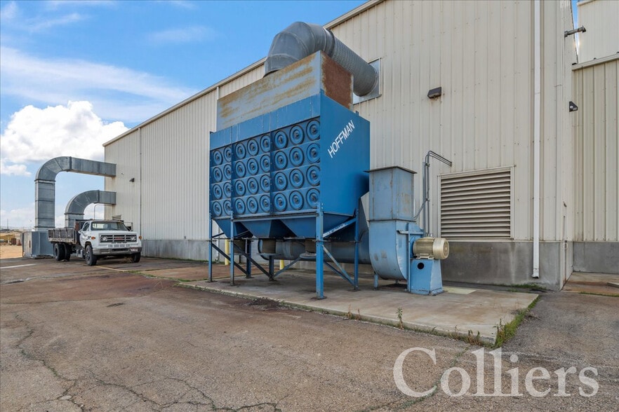 More Photos Of 4600 S Apple St, Boise Manufacturing For Lease