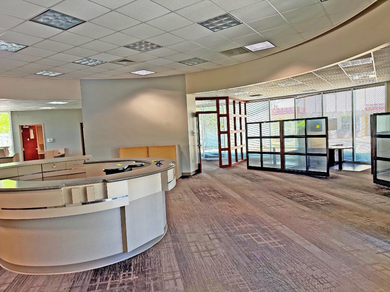 More Photos Of 9780 W Fairview Ave, Boise Bank For Sale