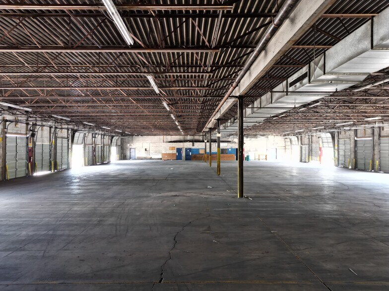 More Photos Of 350 Benigno Blvd, Bellmawr Truck Terminal For Lease