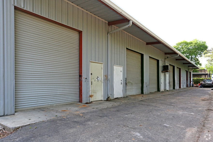 More Photos Of 2931 Cresent Park Dr, Tallahassee Warehouse For Lease