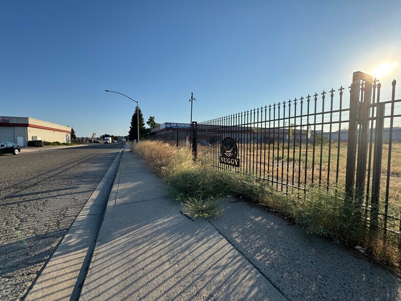 More Photos Of Whitmore Ave, Modesto Land For Sale
