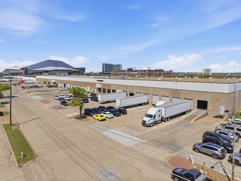 More Photos Of 2001-2023 Exchange Dr, Arlington Distribution For Sale