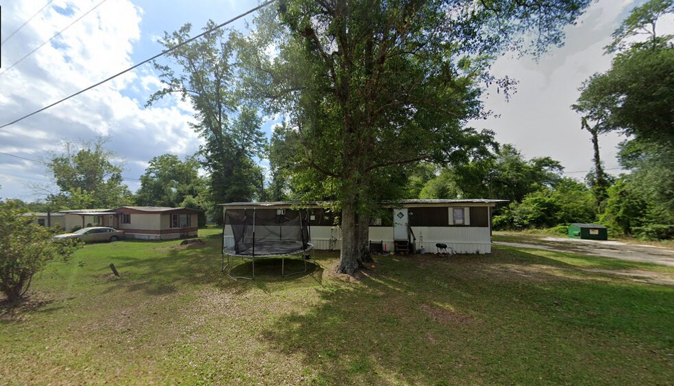 More Photos Of Warren Cir, Grand Ridge Multifamily For Sale