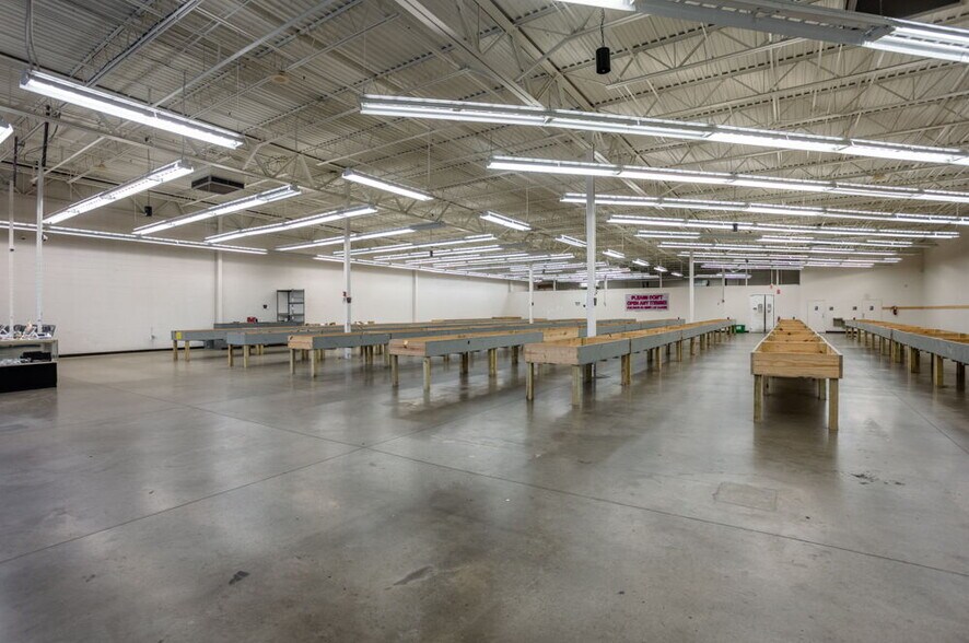 More Photos Of 1740 E Market St, Harrisonburg Storefront Retail Office For Sale