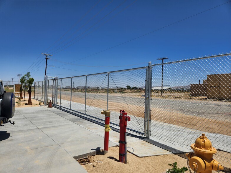 More Photos Of 17454 Adelanto Rd, Adelanto Distribution For Sale