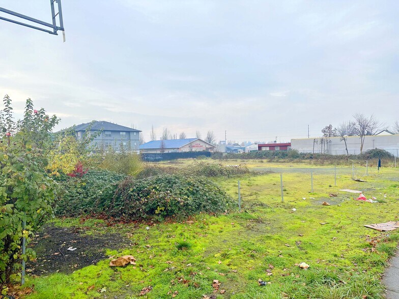 More Photos Of 3271-3275 Lancaster Dr NE, Salem Land For Lease