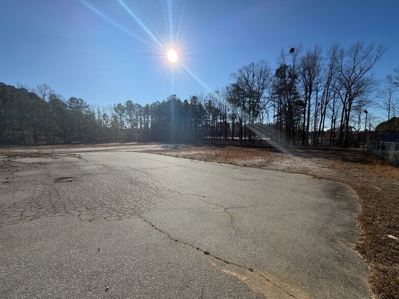 More Photos Of 110 Venture Blvd, Spartanburg Warehouse For Sale