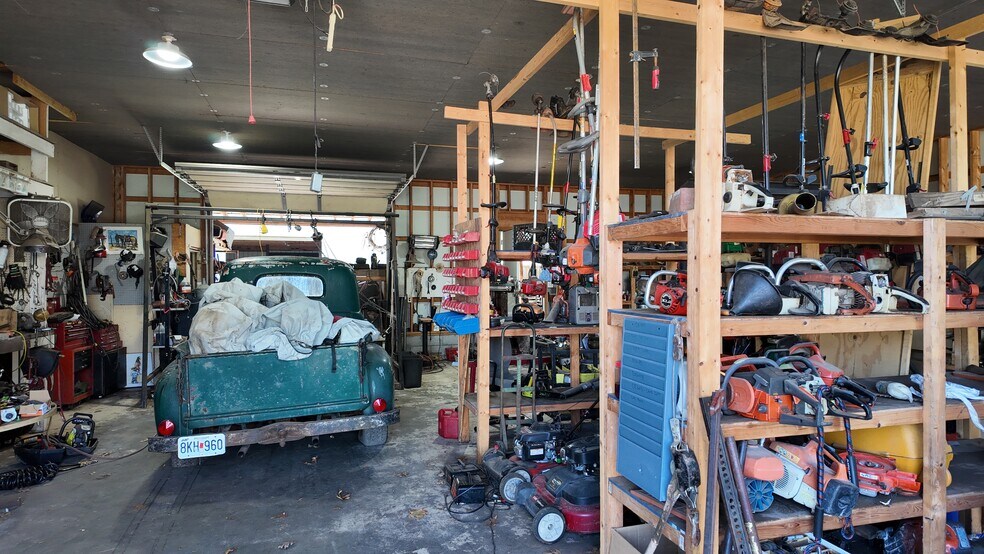 More Photos Of 2700 Ridgedale rd, Ridgedale Industrial For Sale