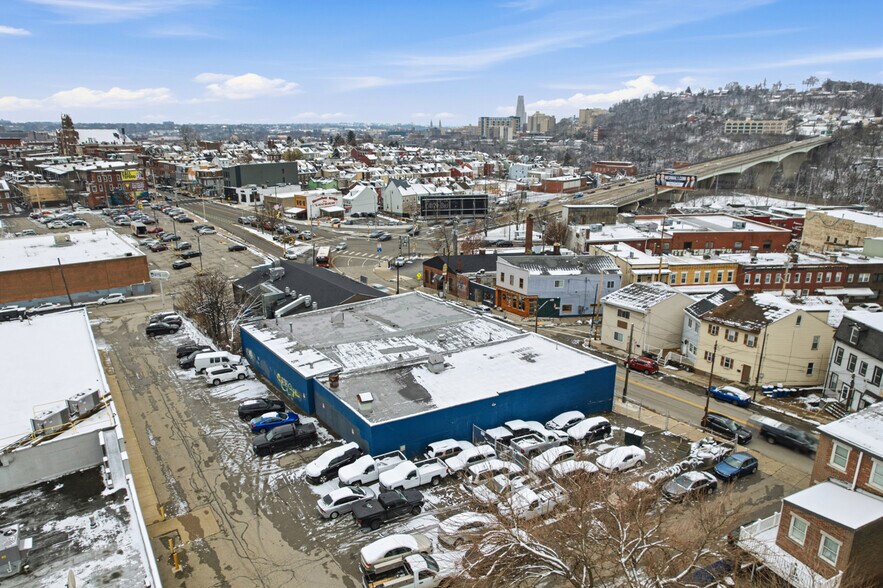 More Photos Of 4301 Main St, Pittsburgh Service For Sale