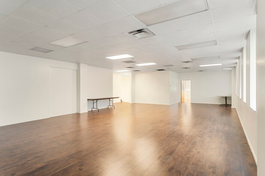 More Photos Of 501 N Grandview Ave, Daytona Beach Medical For Sale