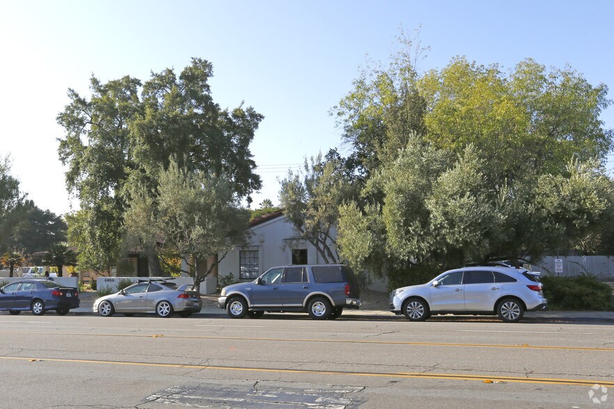 More Photos Of 2450 Samaritan Dr, San Jose Medical For Lease