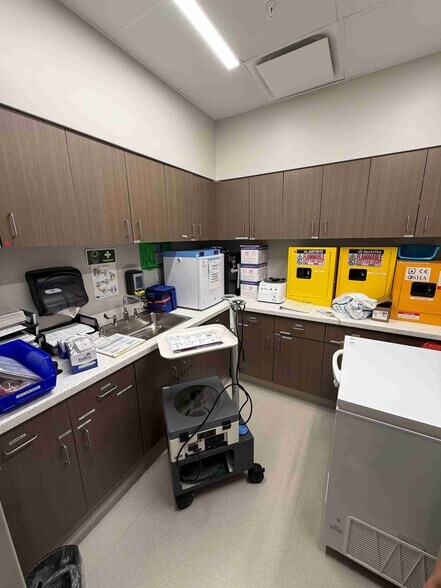 More Photos Of 731 Plaza Blvd, Coppell Medical For Sale