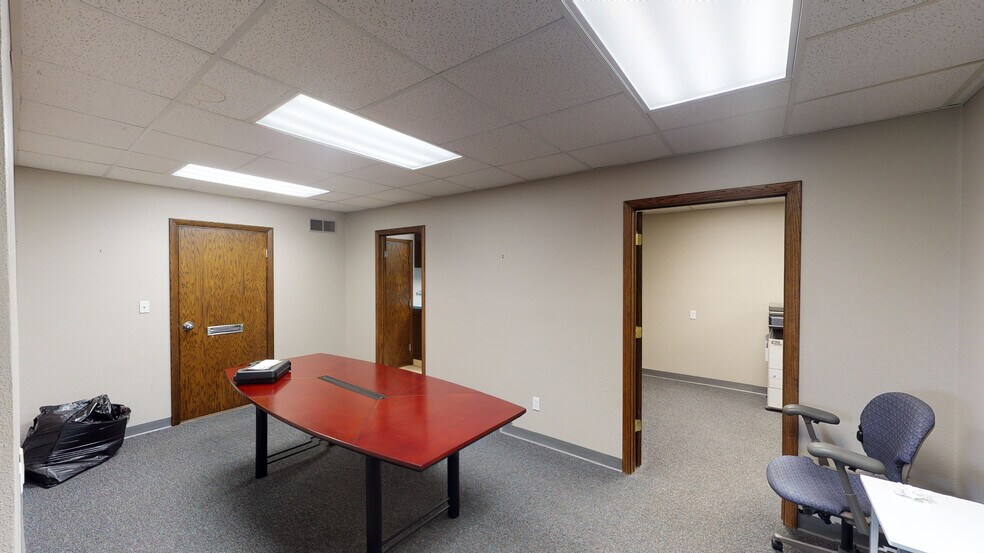 More Photos Of 860 Boardman Canfield Rd, Youngstown Office For Sale