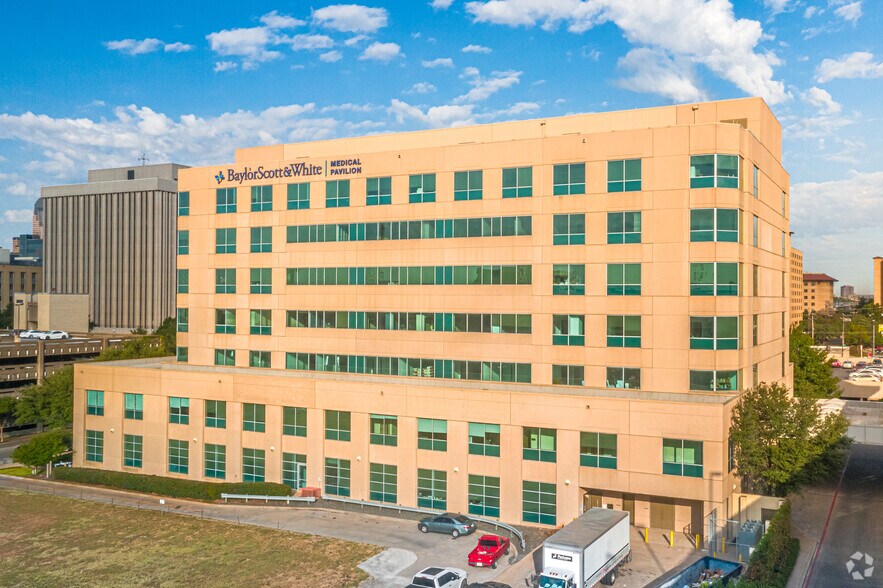 More Photos Of 3900 Junius St, Dallas Medical For Lease