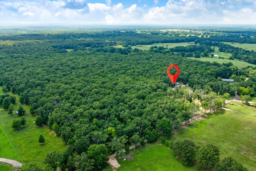 More Photos Of 821 County Road 43830, Paris Multifamily For Sale