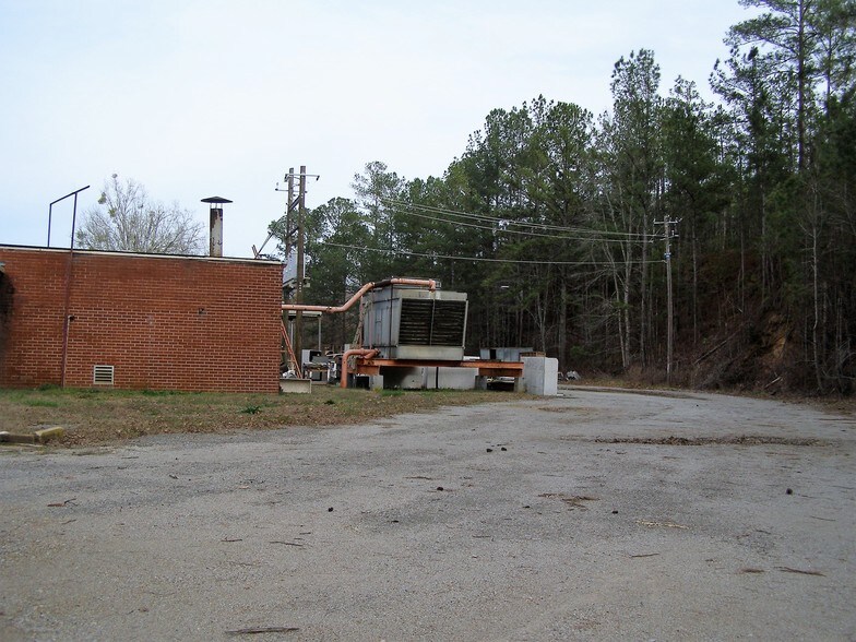 More Photos Of 2580 Highway 46, Heflin Warehouse For Lease