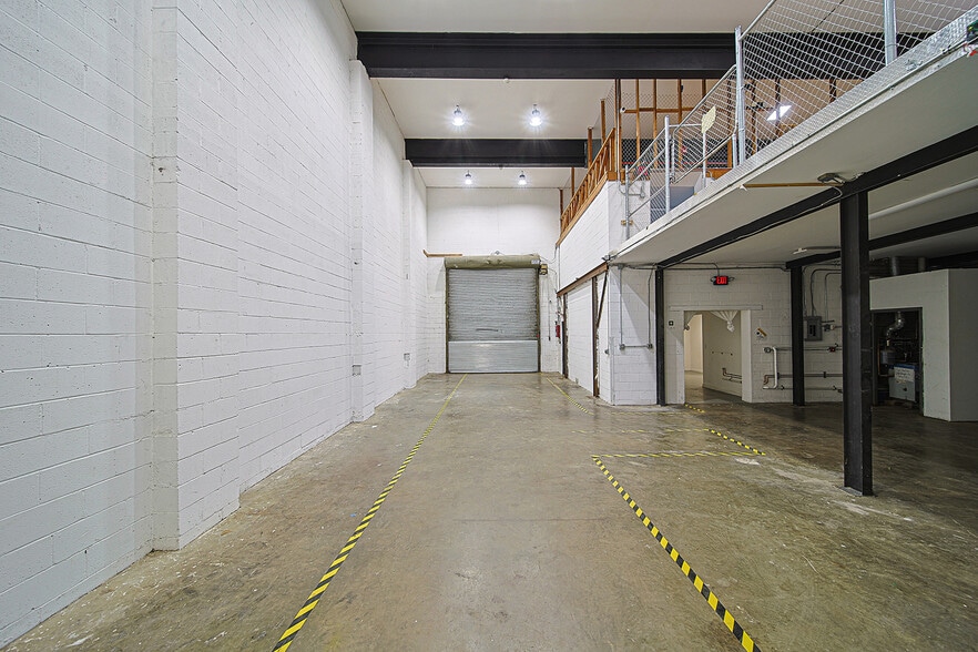 More Photos Of 1609 54th St, North Bergen Industrial For Lease