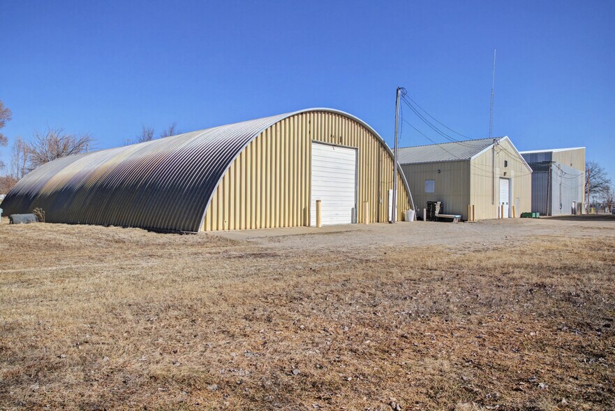 More Photos Of 1003 S 12th St, Marshalltown Industrial For Sale