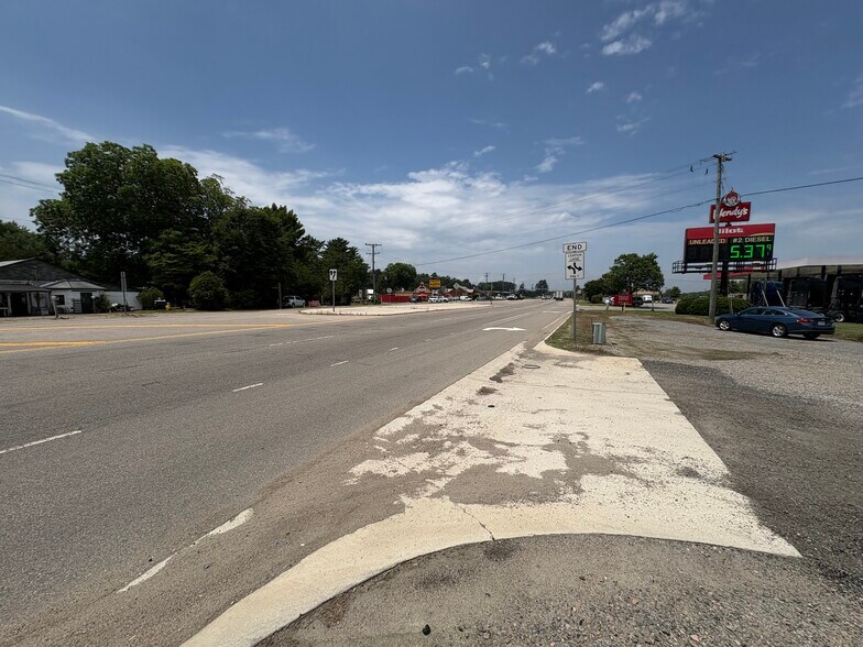 More Photos Of 4700 County Dr, Disputanta General Retail For Sale