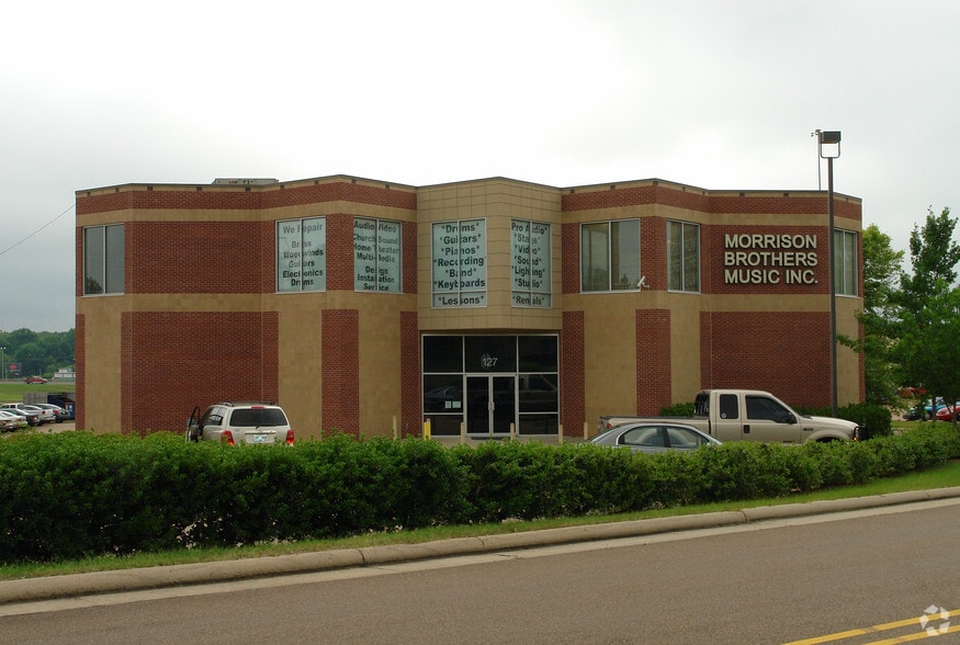 More Photos Of 127 Dyess Rd, Ridgeland Freestanding For Sale