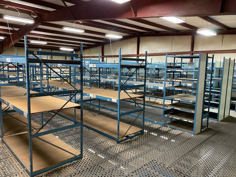 More Photos Of 2828 3rd Ave South, Texas City Warehouse For Lease