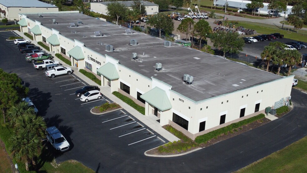 Primary Photo Of 5570 Lee St, Lehigh Acres Light Manufacturing For Lease