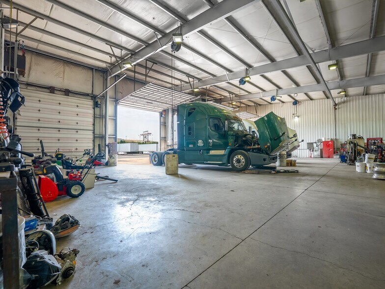 More Photos Of 26 Truck Tech Way, Shippensburg Auto Dealership For Sale