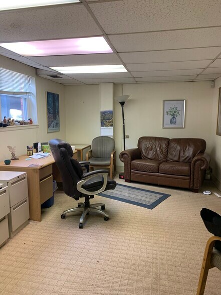 More Photos Of 35 Amboy Ave, Metuchen Medical For Sale