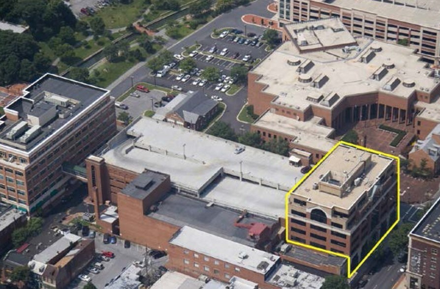 More Photos Of 30 W Patrick St, Frederick Office Residential For Lease