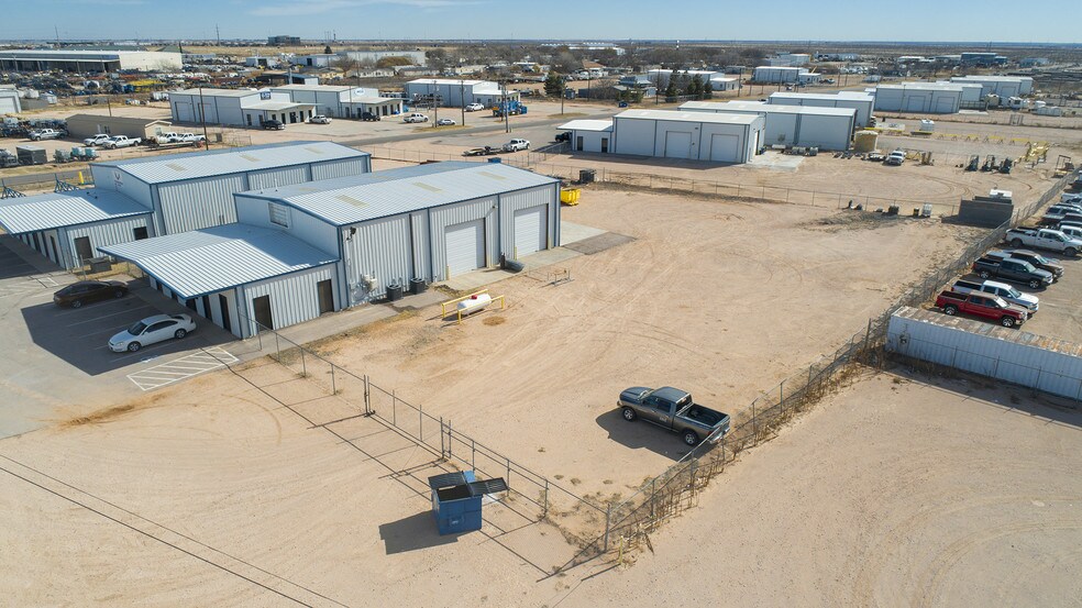 More Photos Of 7907 W Industrial Ave, Midland Warehouse For Lease